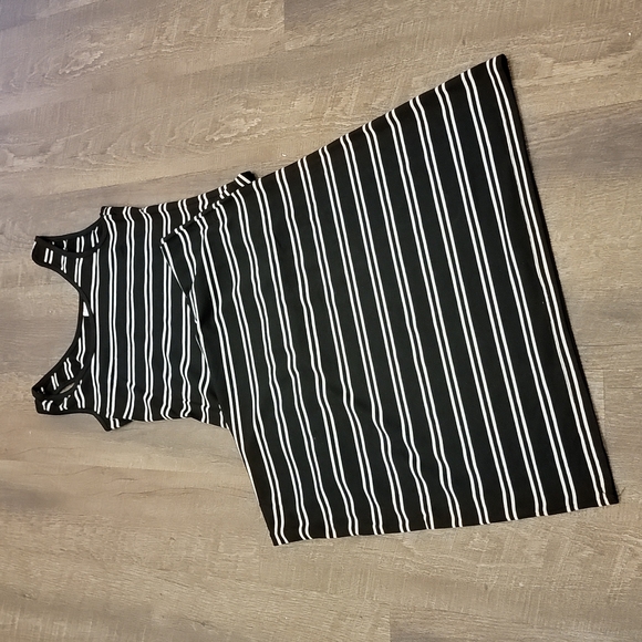 Bundle 3 items for $10. Now women's tank maxi dress. - Picture 5 of 9